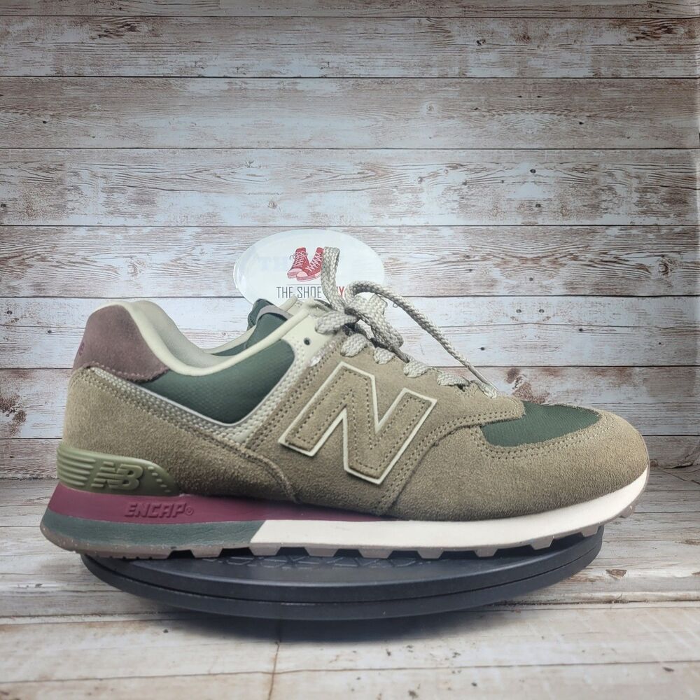 New Balance 574 Sneakers Men's Size 11 Olive Bone Suede Low-Top Running Shoes